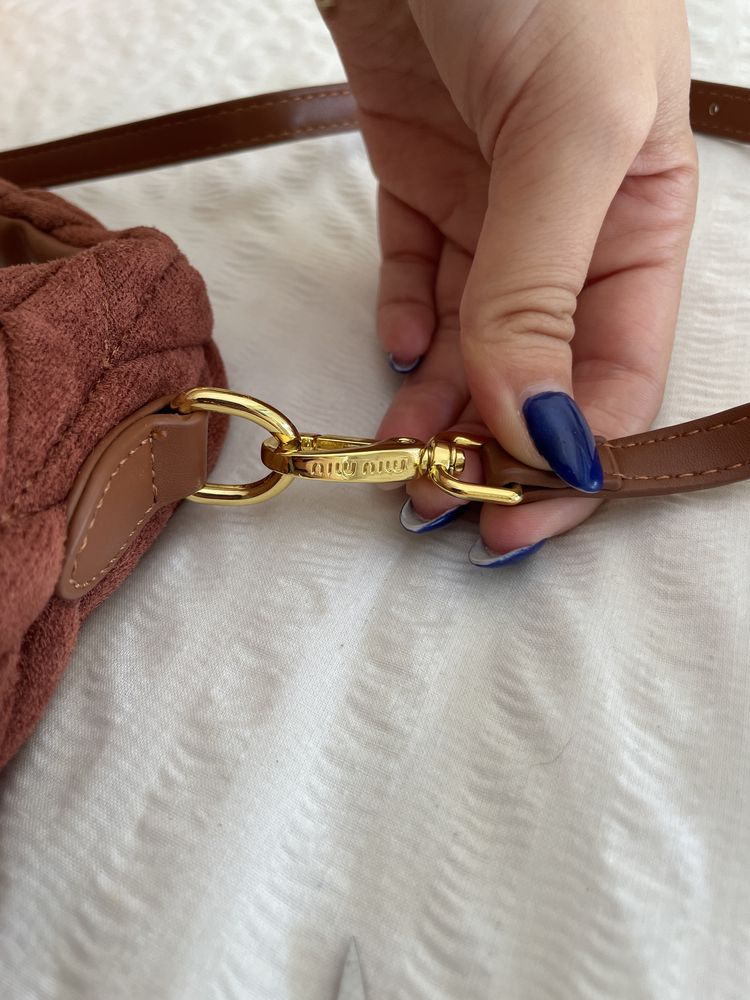 Mala MiuMiu Suede Castanha