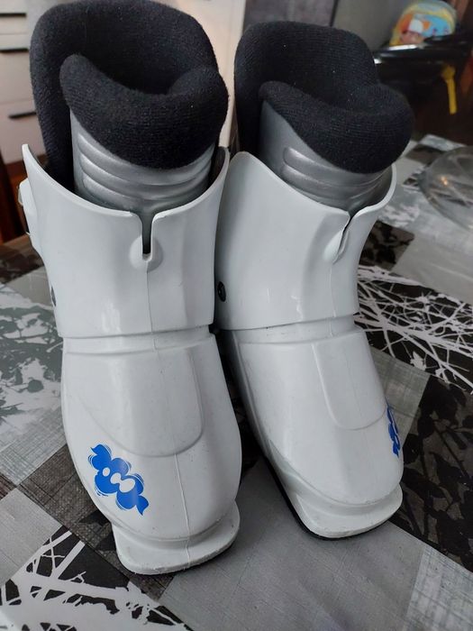 Sprzedam dziecięce buty narciarskie Widze