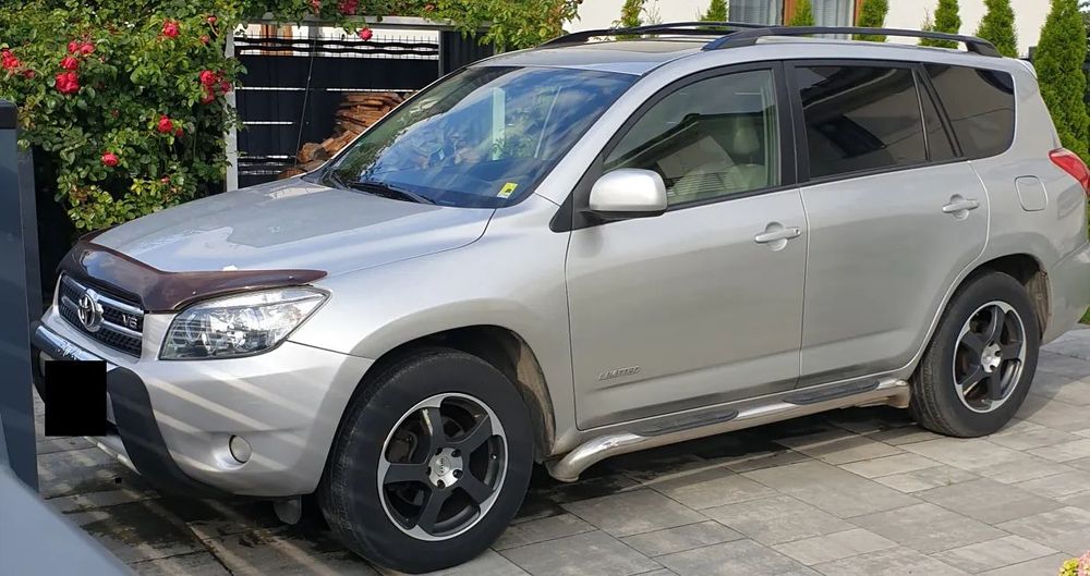 Toyota RAV4 3.5 V6 automat wersja Limited w super stanie