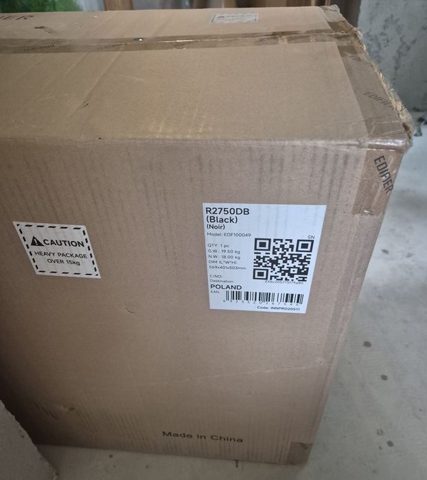 Głośniki 2.0 Edifier R2750DB (czarne)