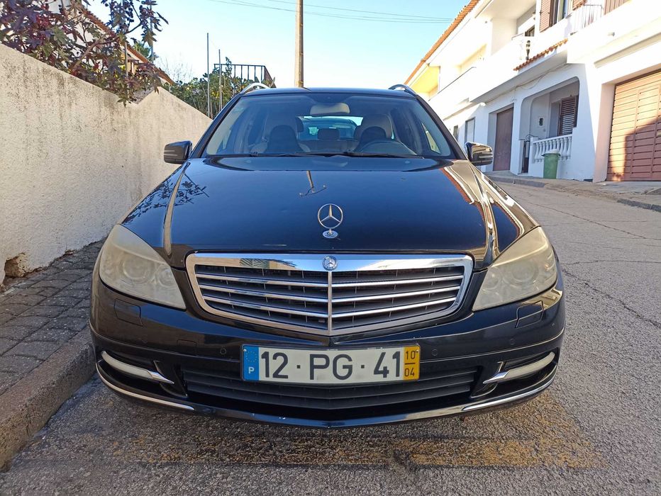 Mercedes C200, diesel, 190cv, preta, 2010