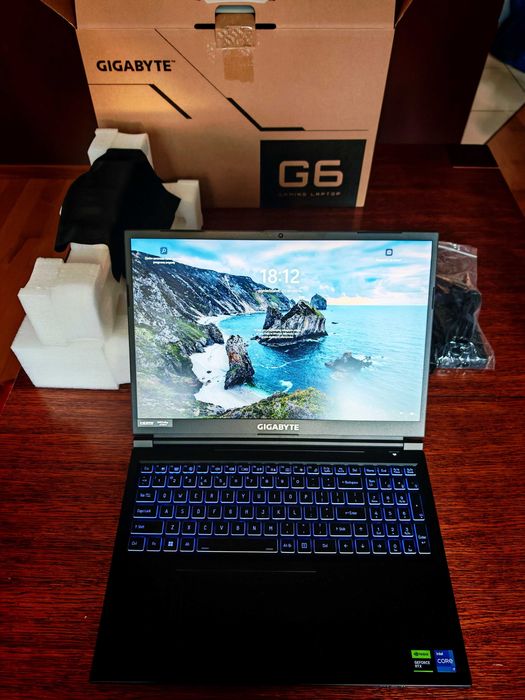 Laptop Gigabyte G6 MF-H2EE893KD i7-13620H/16GB/512GB/RTX4050/165Hz/W11