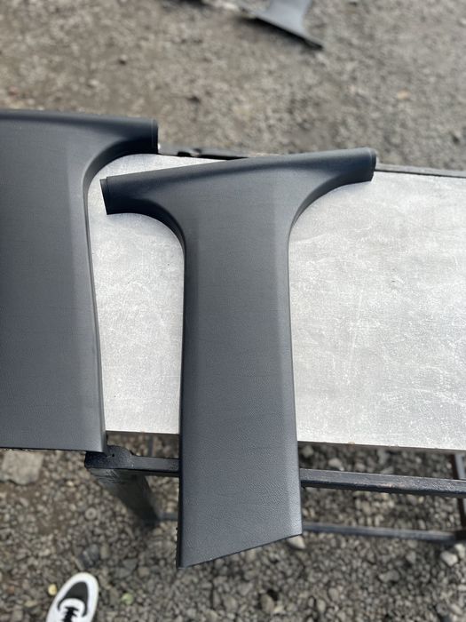 БМВ Е46 Чорний пластик салону під центральні Стойки Потолка В Ідеалі