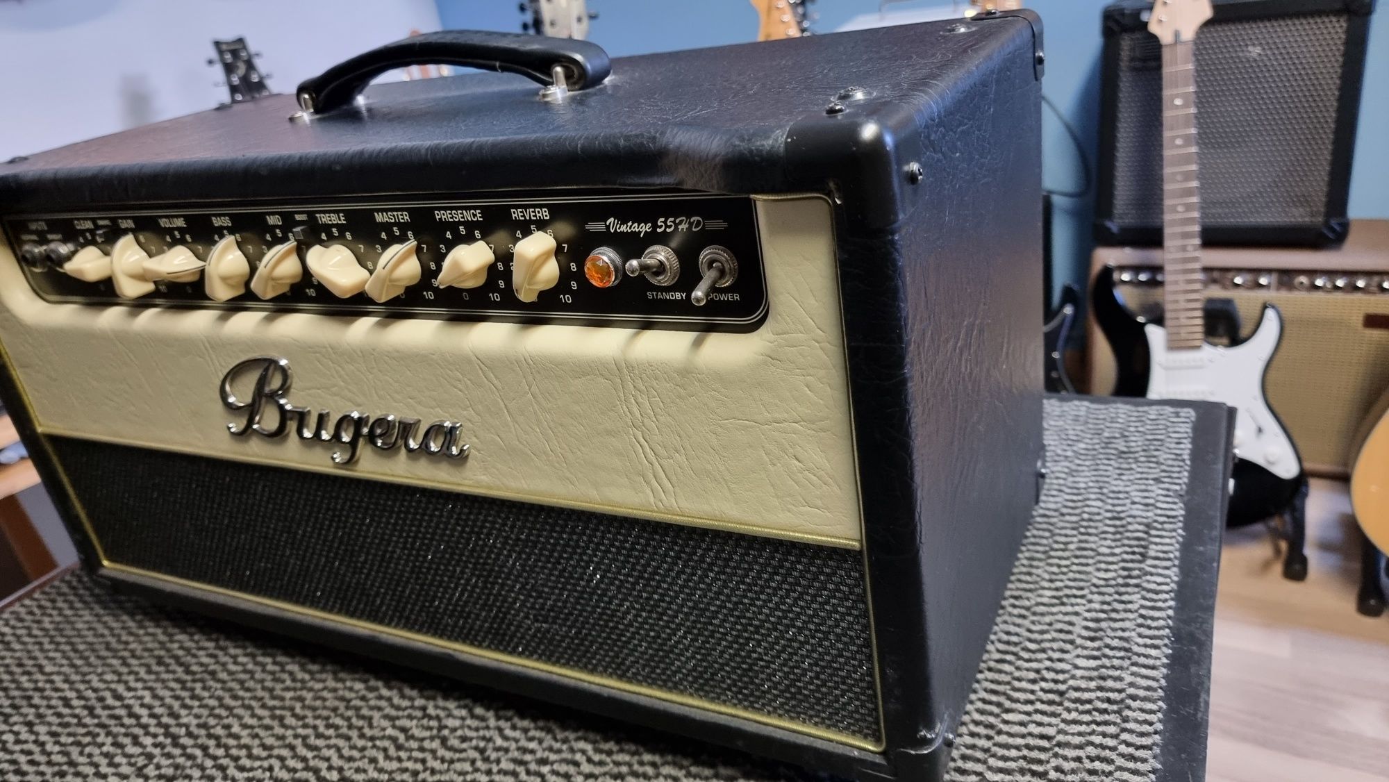 Amplificador Bugera Vintage 55 HD Guitar Amp Head