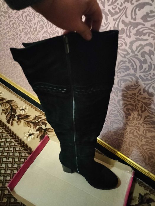 Чоботи(ботфорти) замшеві жіночі 40р.(26см стопа)на широку литку