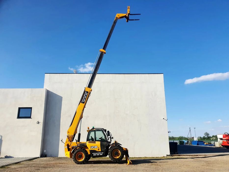 JCB 540-140 jak MT 1440 M310