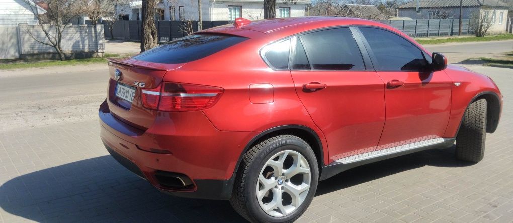 BMW X6 в гарному стані!