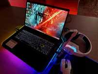 Шикарный игровой ноутбук Asus Vivobook Oled + комплект девайсов