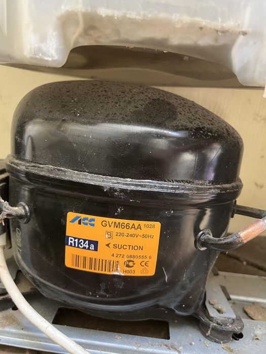 Компрессор от морозилки ACC GVM66AA