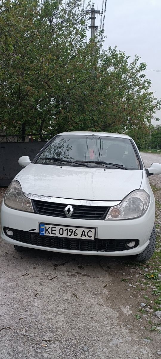 Renault symbol 2 (2010г.)