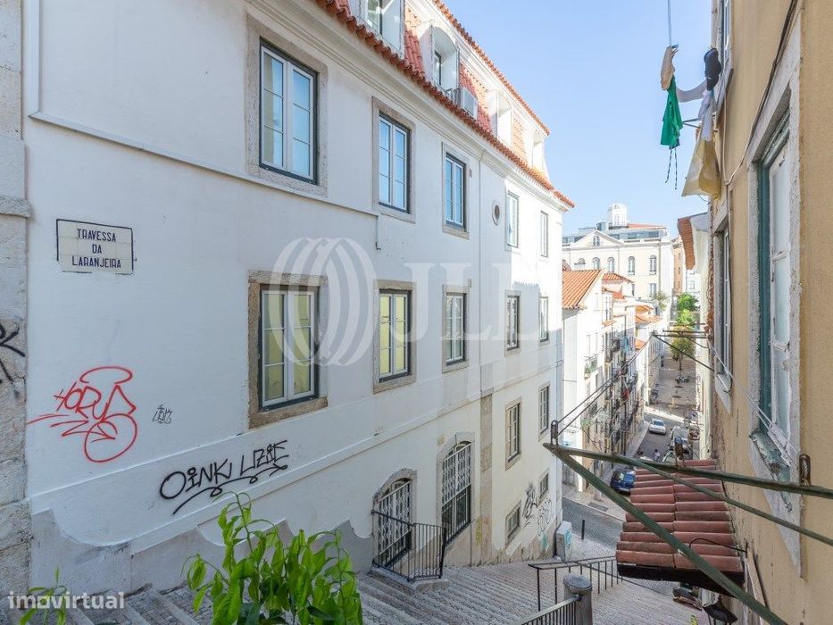 Apartamento T2, em Santa Catarina, Lisboa