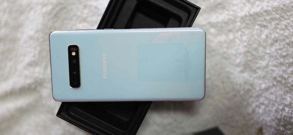 Samsung S10 plus (como novo)