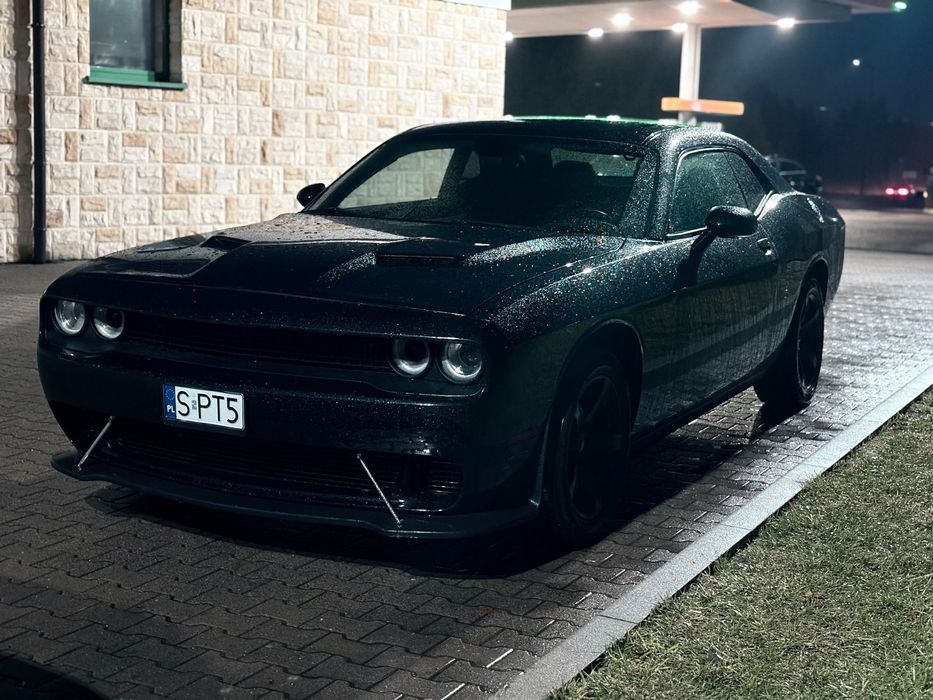 Dodge Challenger Dodge Challenger 3,6 SXT 2015 144tys km, zadbany