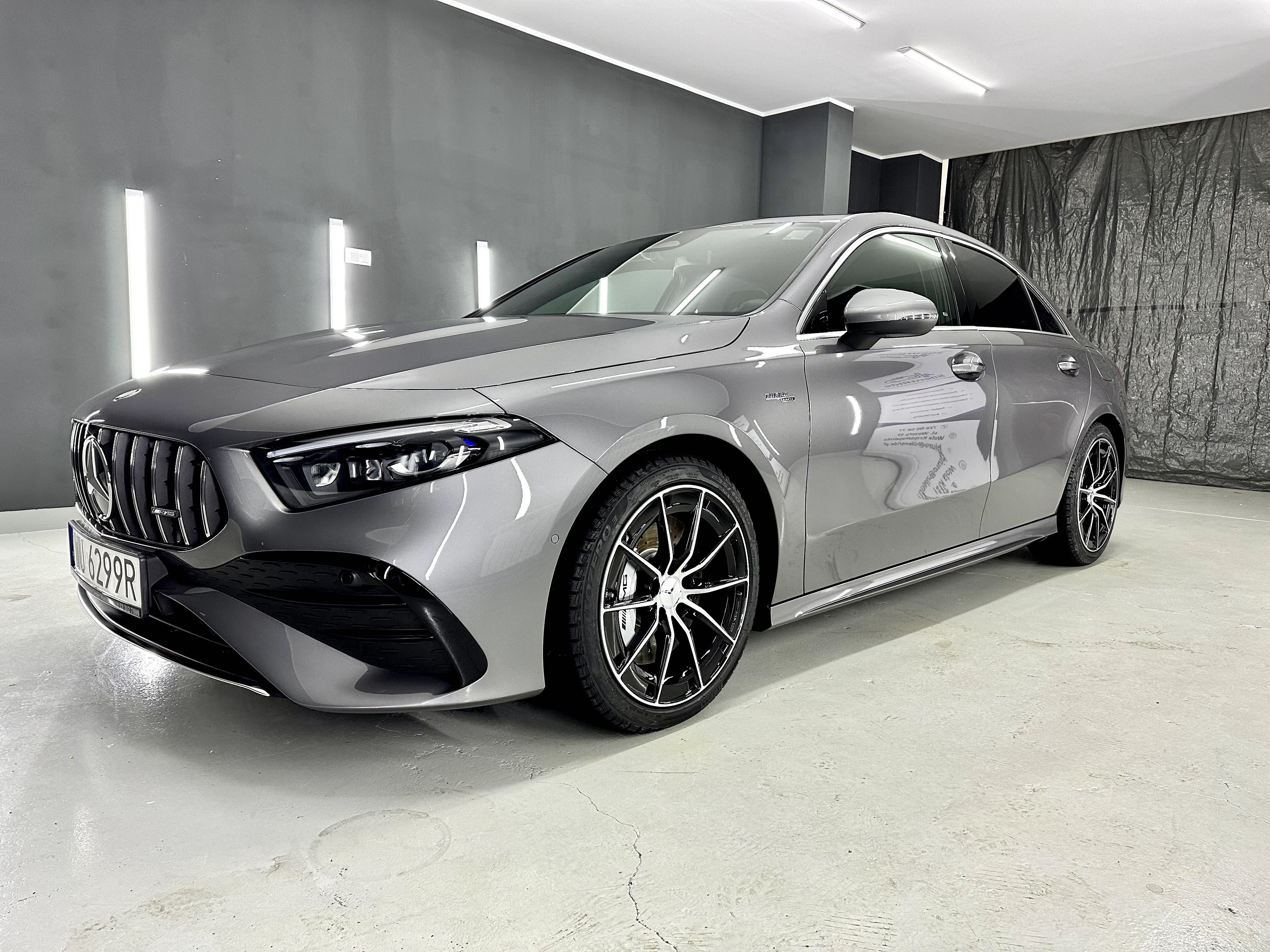 Wypożyczalnia aut wynajem Aud RS Mercedes amg mustang porsche do ślubu
