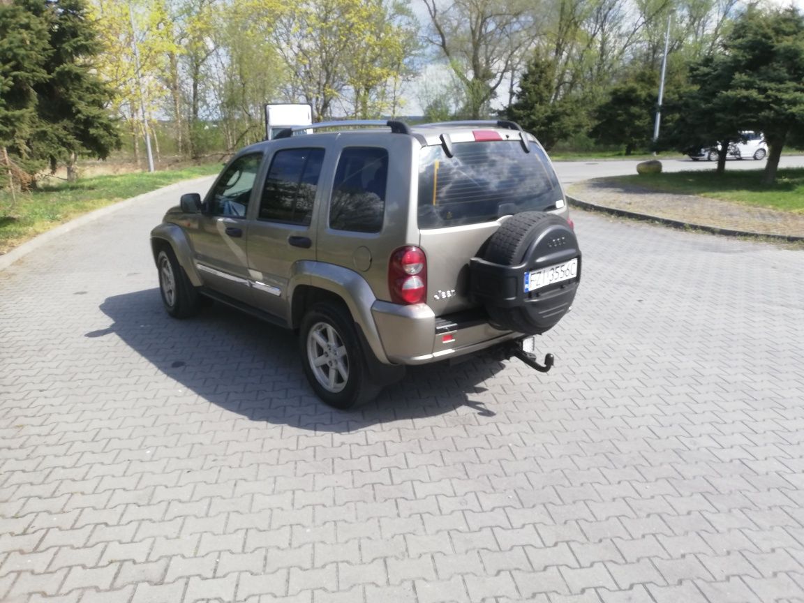 Jeep cherokee kj 2.8 crd