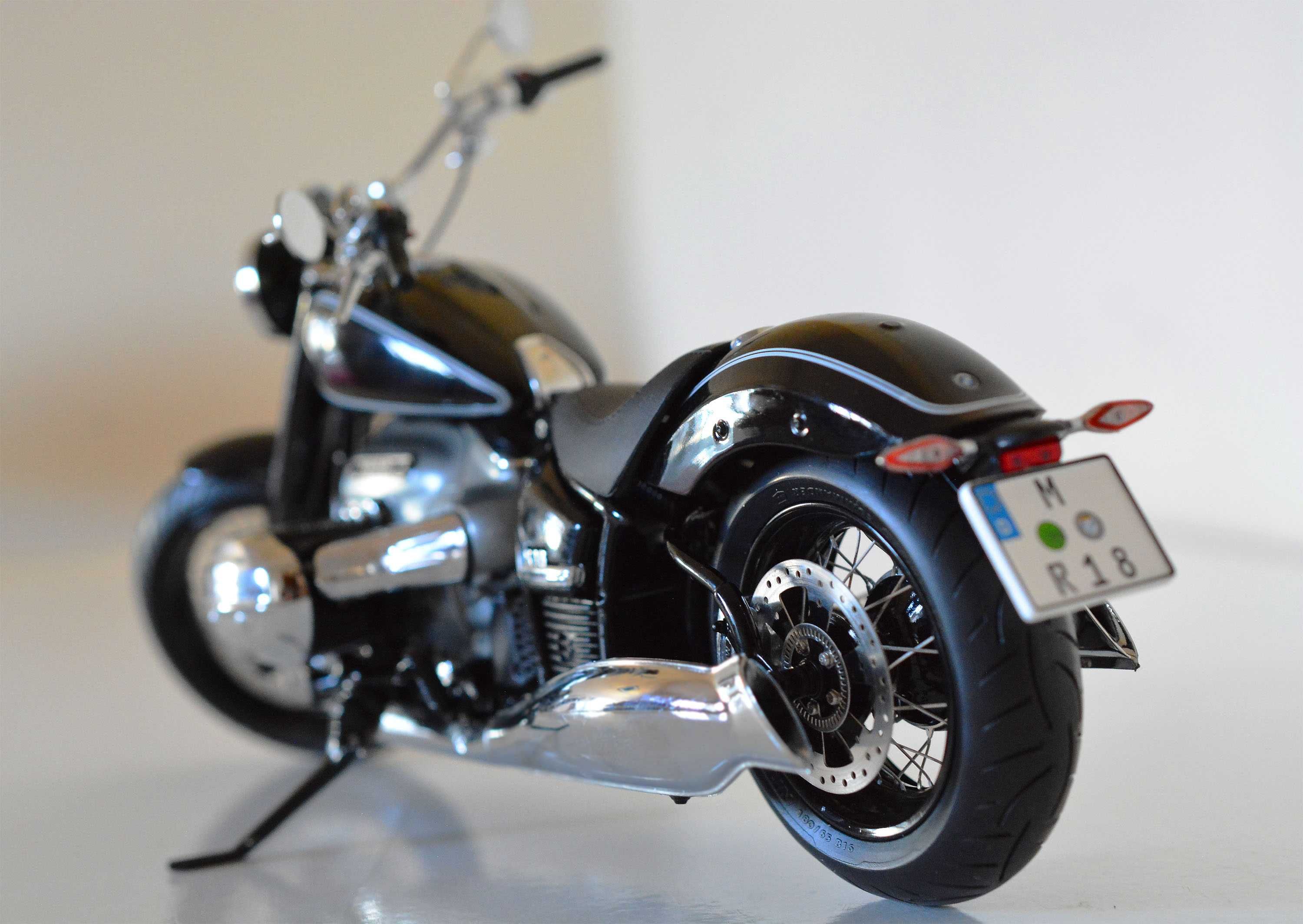 1/10 BMW ORIGINAL Motocicleta Miniatura (Novo) - Ed. Especial