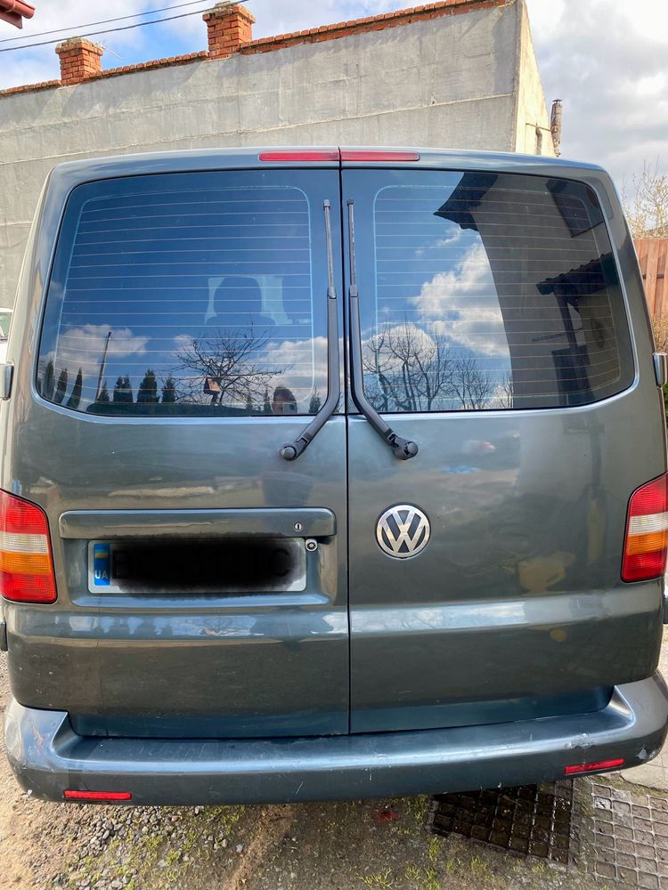 Авто Volkswagen T5