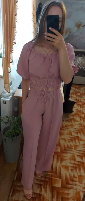 Продам легкий, летние, женский костюм