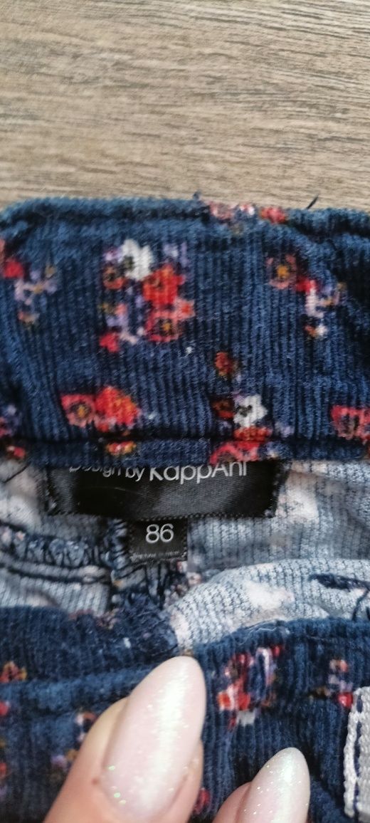 KappAhl sztruksowe szorty dla dziewczynki r86