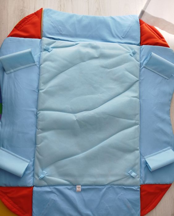 Tapete de atividades para bebé