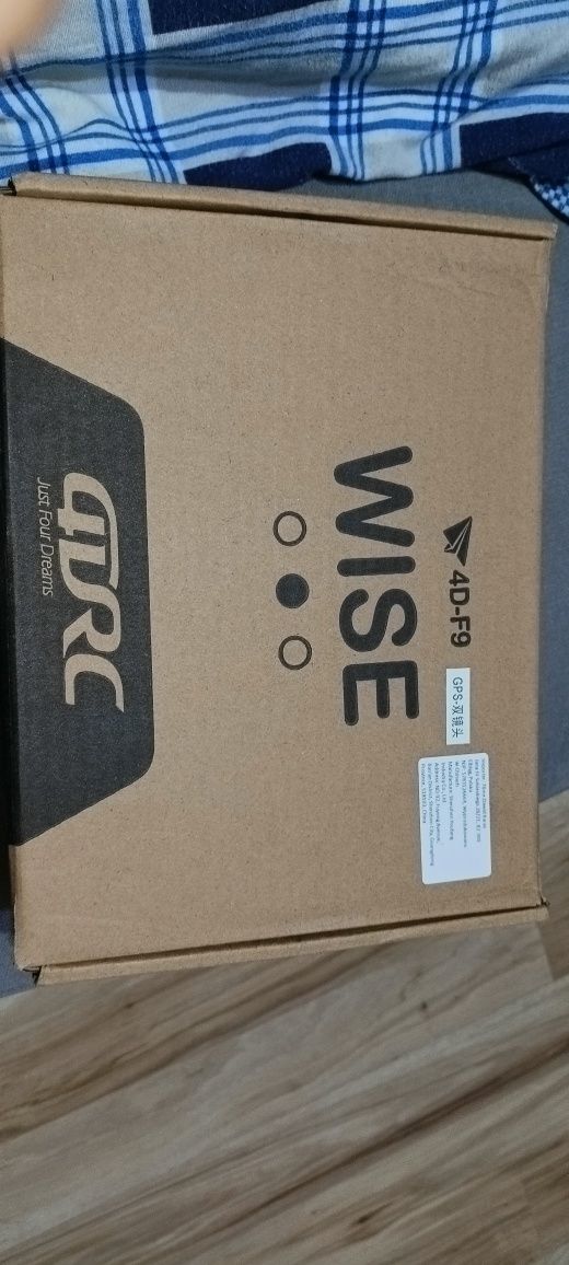 Dron z kamerą Wise 4D-F9 (kamera, wifi)