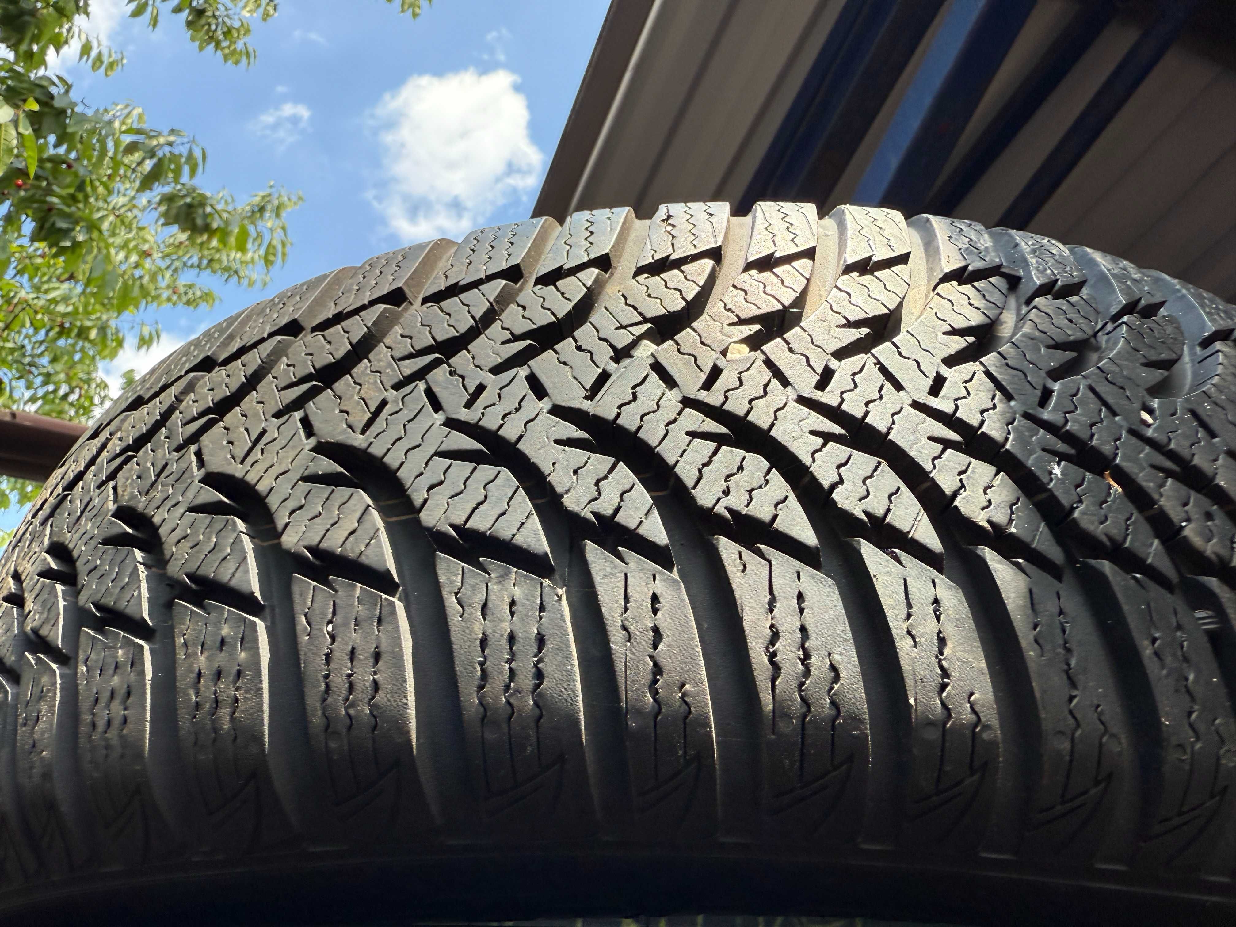 Komplet opon Kumho WinterCraft WP51 185/65r15 88T