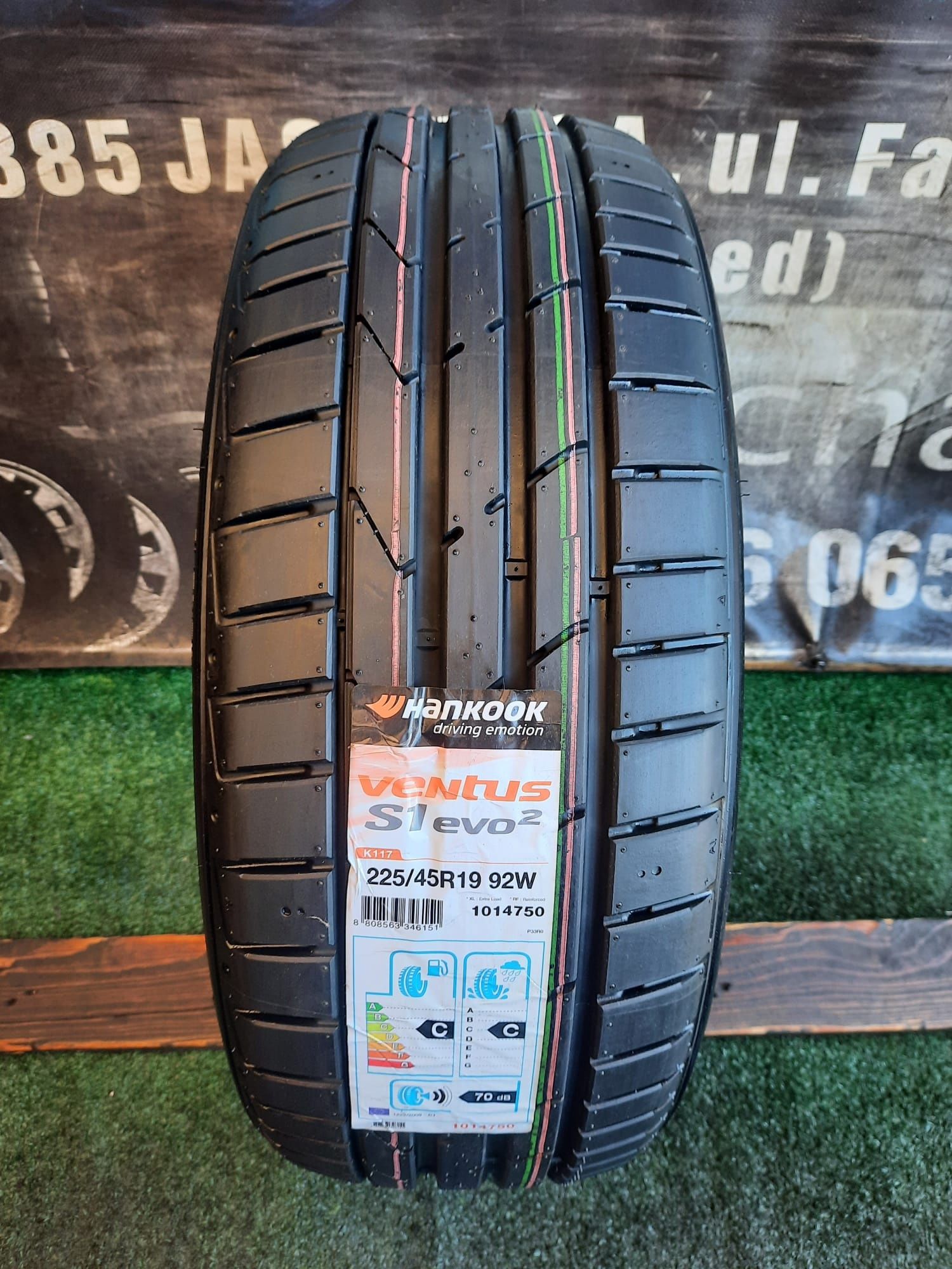Opona letnia 225/45/19 92W Hankook ventus S1 Evo 2 Nowa pojedyncza
