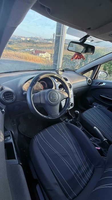 Opel corsa comercial modelo D 2007