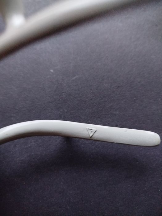 Ручна механічна машинка для стрижки.