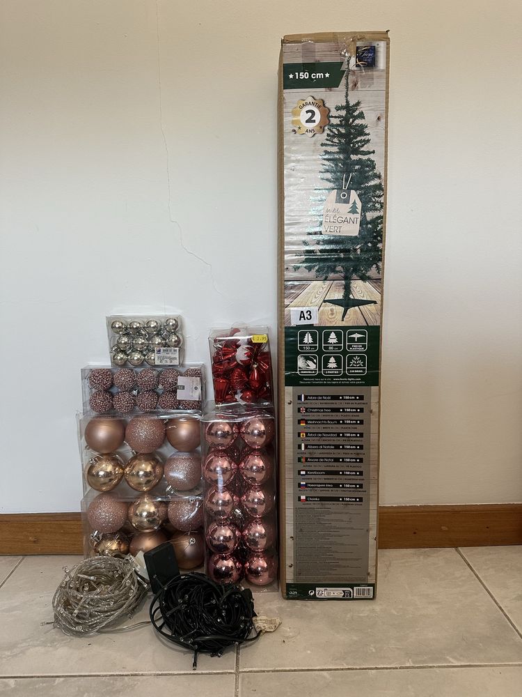 Árvore de Natal completa e decoração de Natal