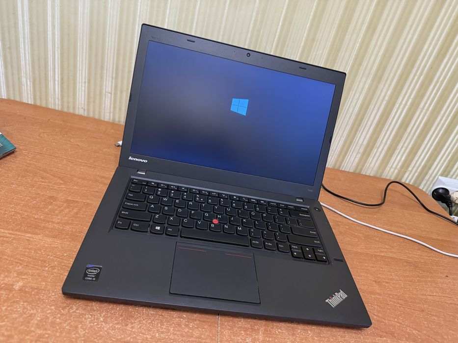 Ноутбук lenovo t440