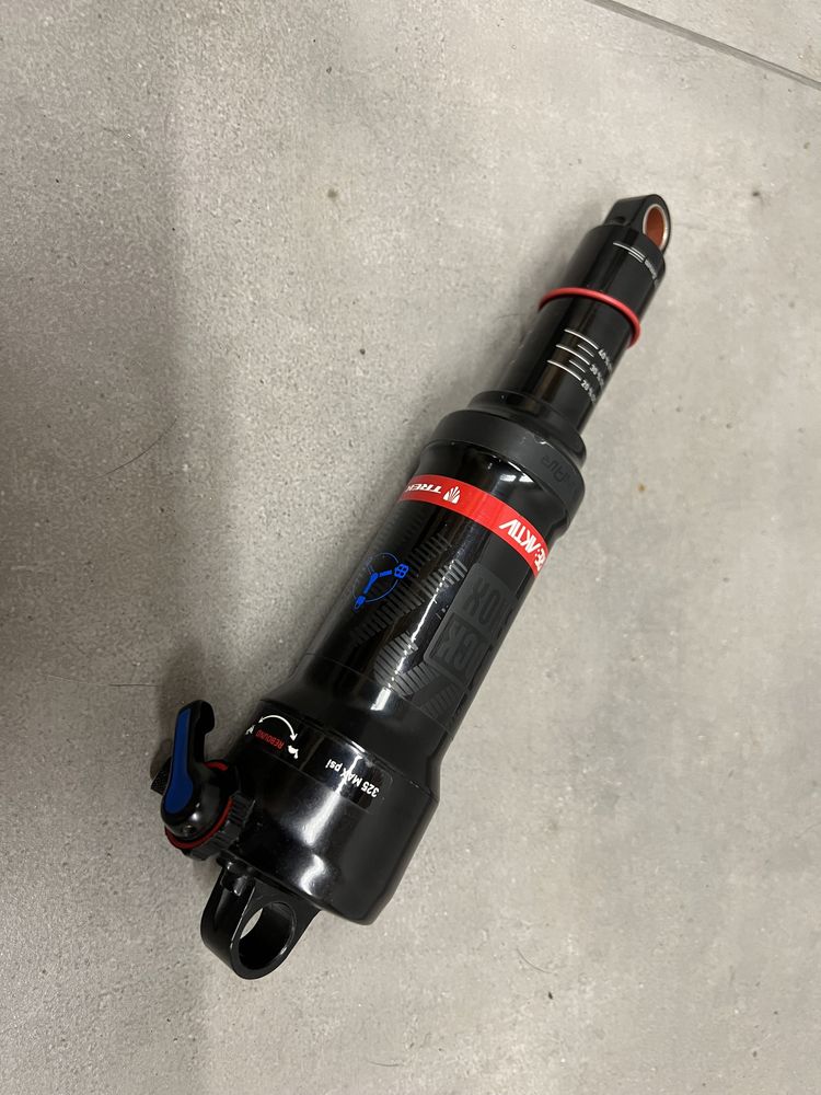 Damper Rock Shox reaktiv debon air