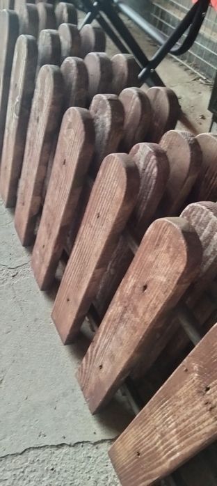 Огорожа квітника садова