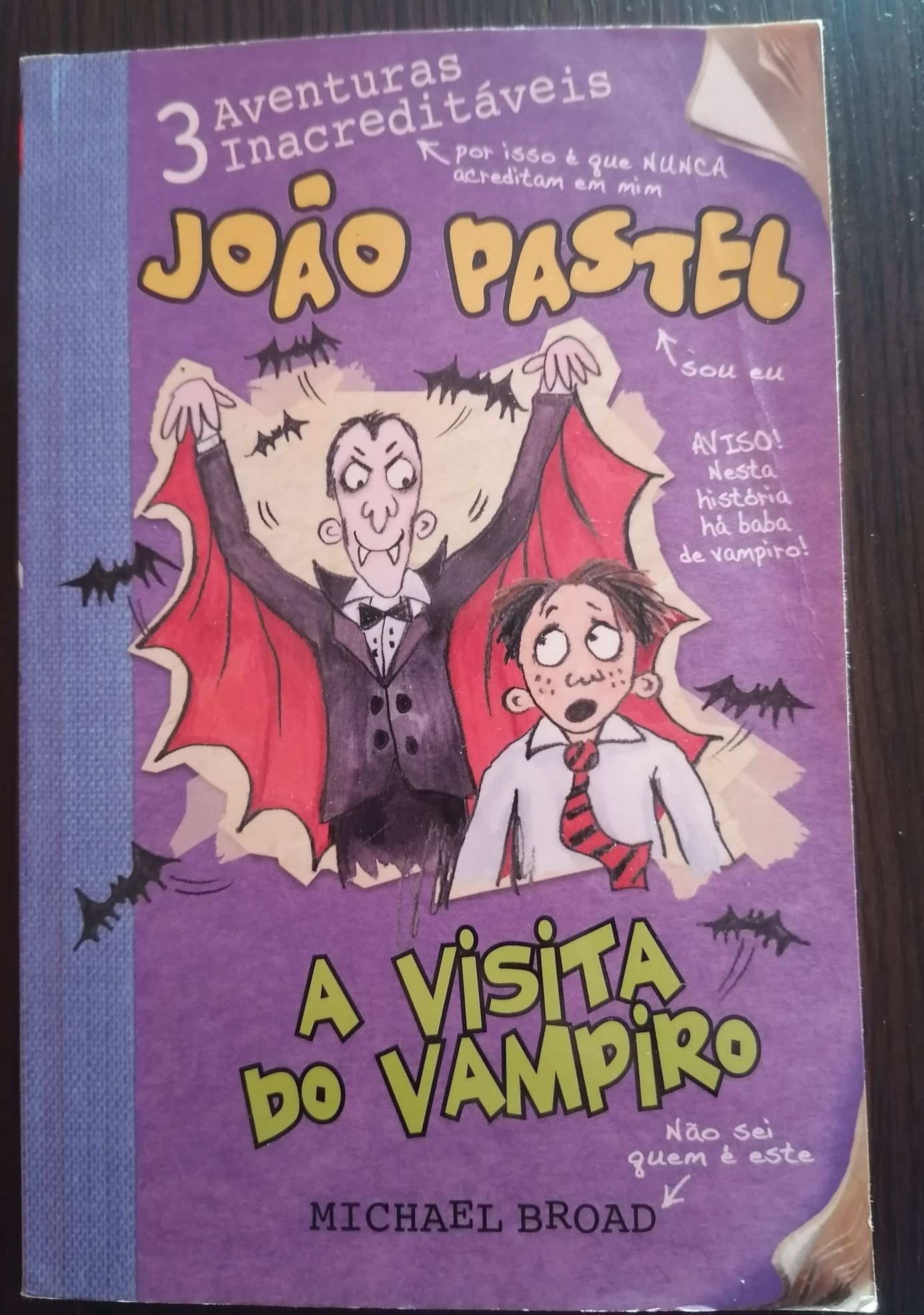 Livro "João Pastel - A Visita do Vampiro"