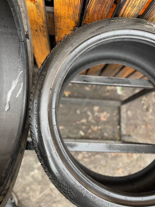 Б/у шини 245/40 r20 Continetal 24 рік