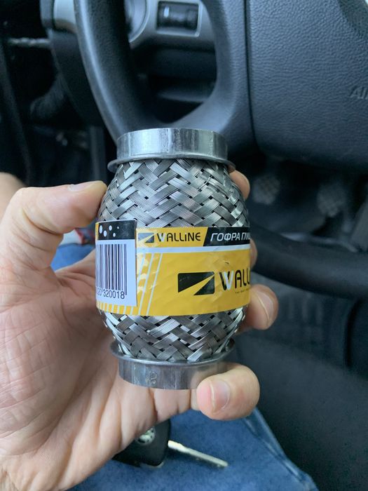 Гофра глушника нова