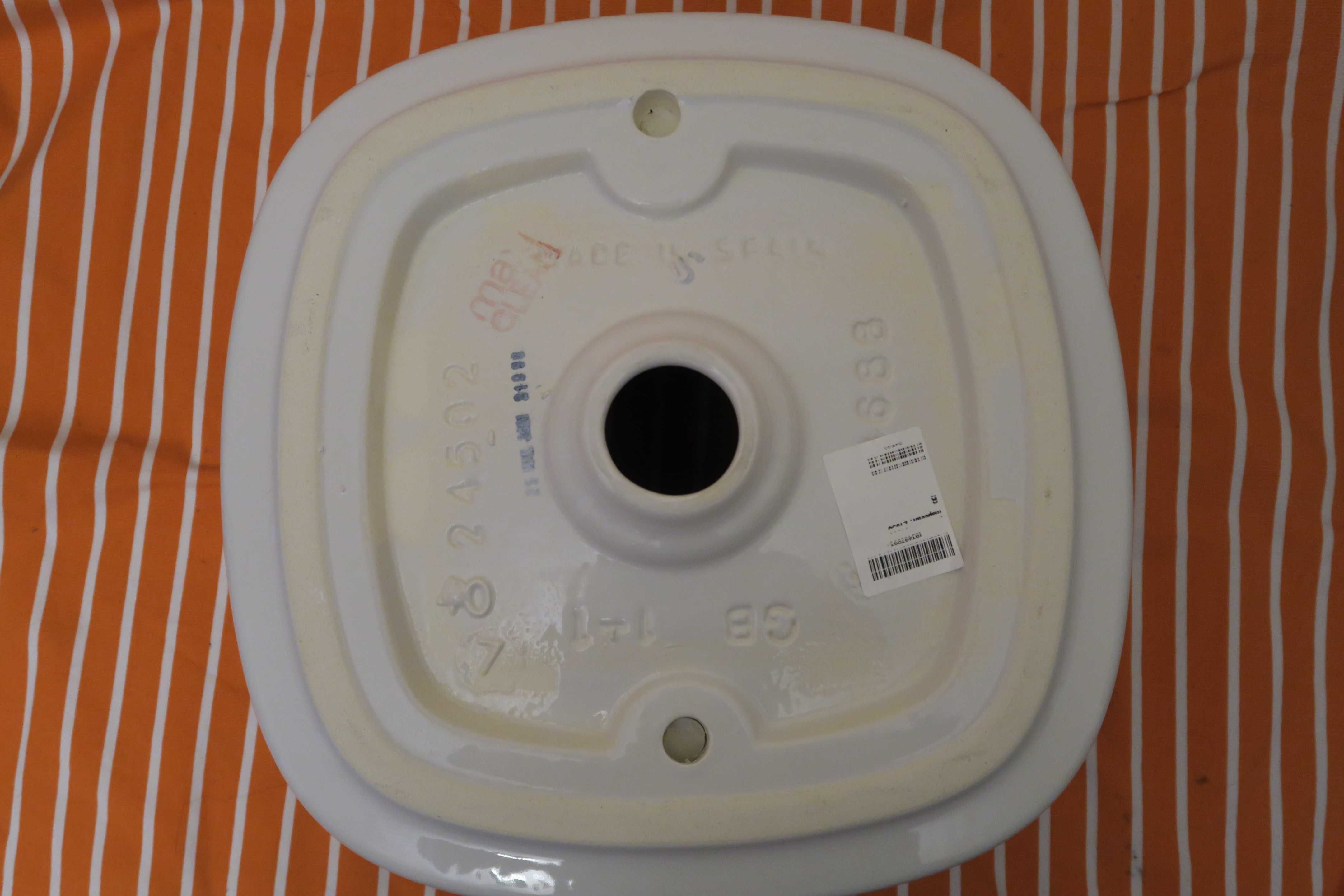 Roca Inspira Soft umywalka 37 cm nablatowa Maxi Clean biała