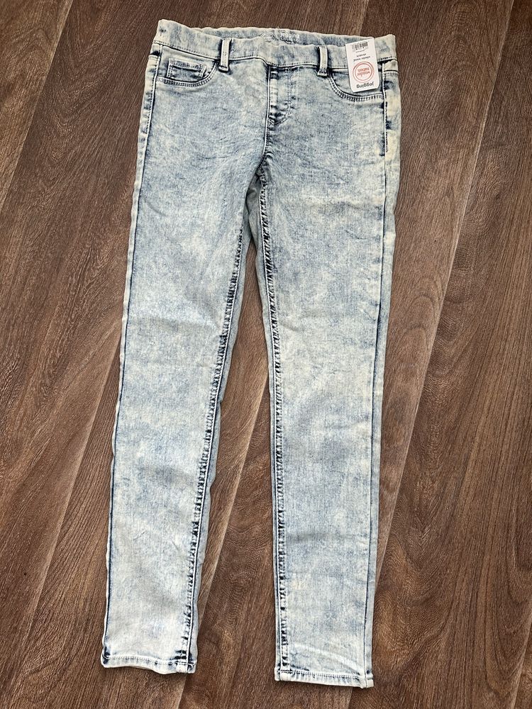 Новые джинсы на девочку 10-12 лет
