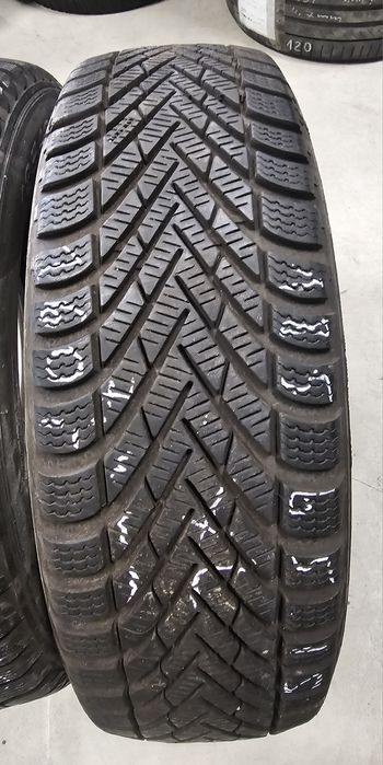 185/65R15 Pirelli Cinturato TM Zima
