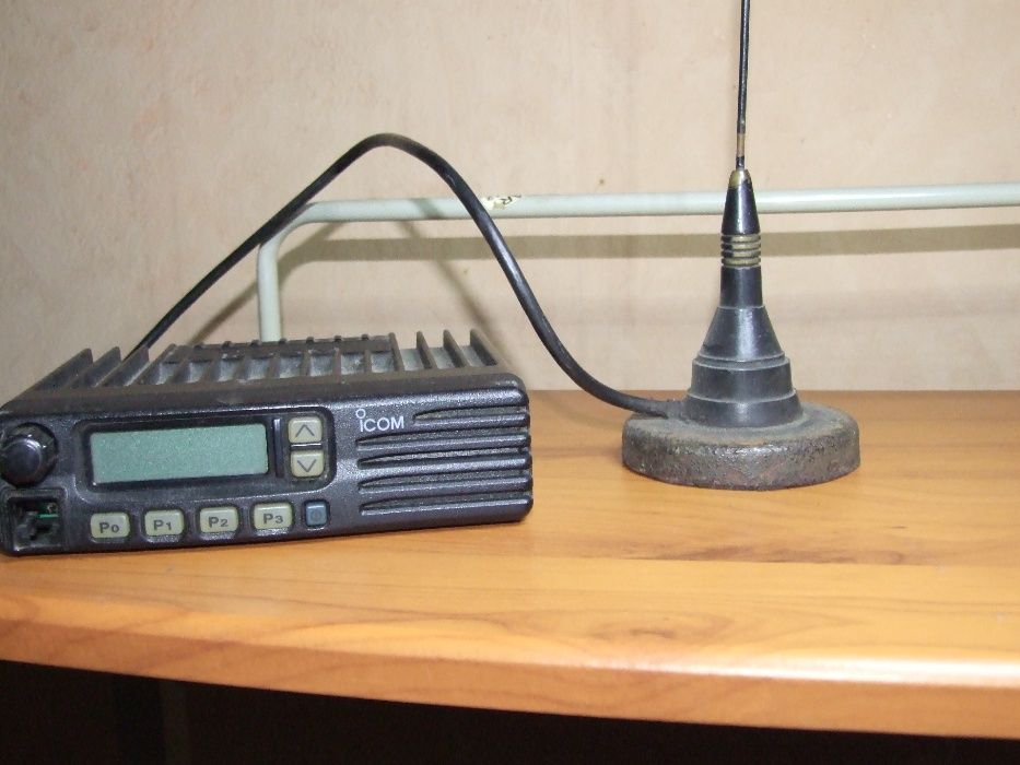 Радиостанция Icom IC-F610