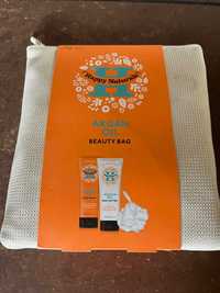 Zestaw kosmetyków Happy Naturals argan oil beauty bag