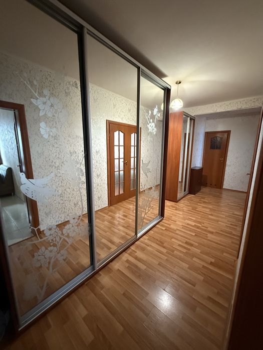 Шикарна двокімнатна квартира у Дніпровському районі від власника