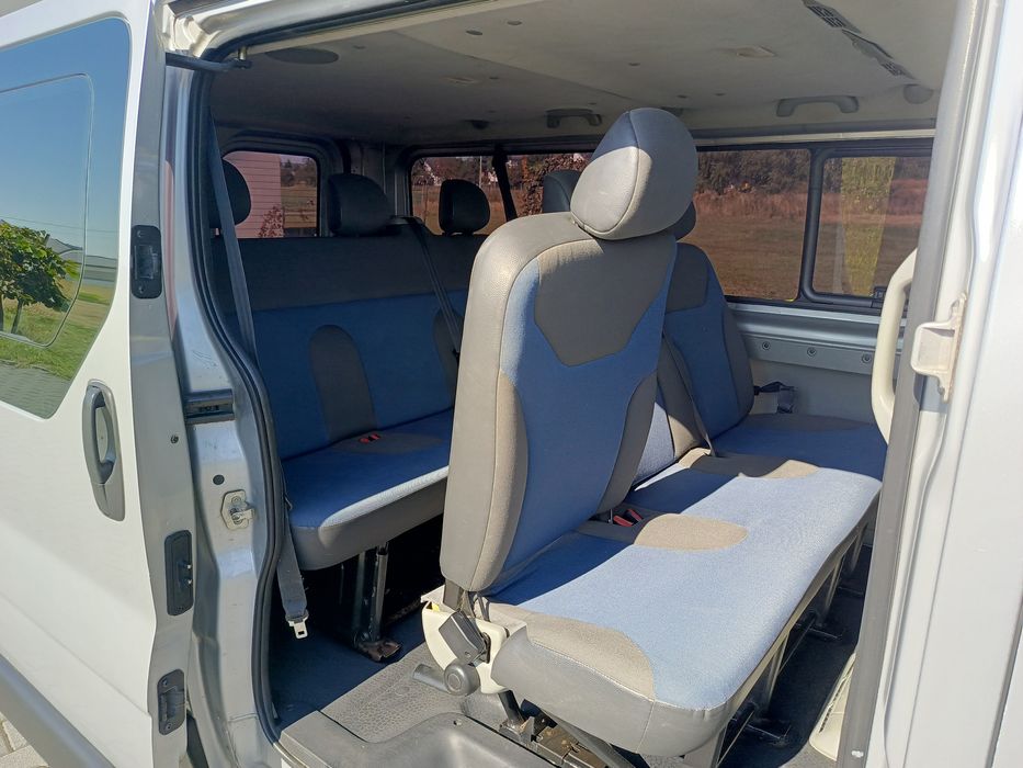 Wynajem wynajmę Bus 9 osobowy Renault Trafic Long Passenger