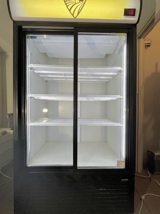 Lodówka witryna Klimasan S 1200 LED