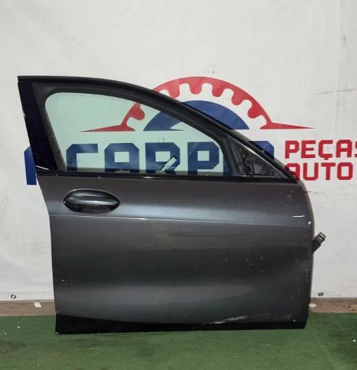 Porta Frente Direita BMW Série 1 F40 116D 2019