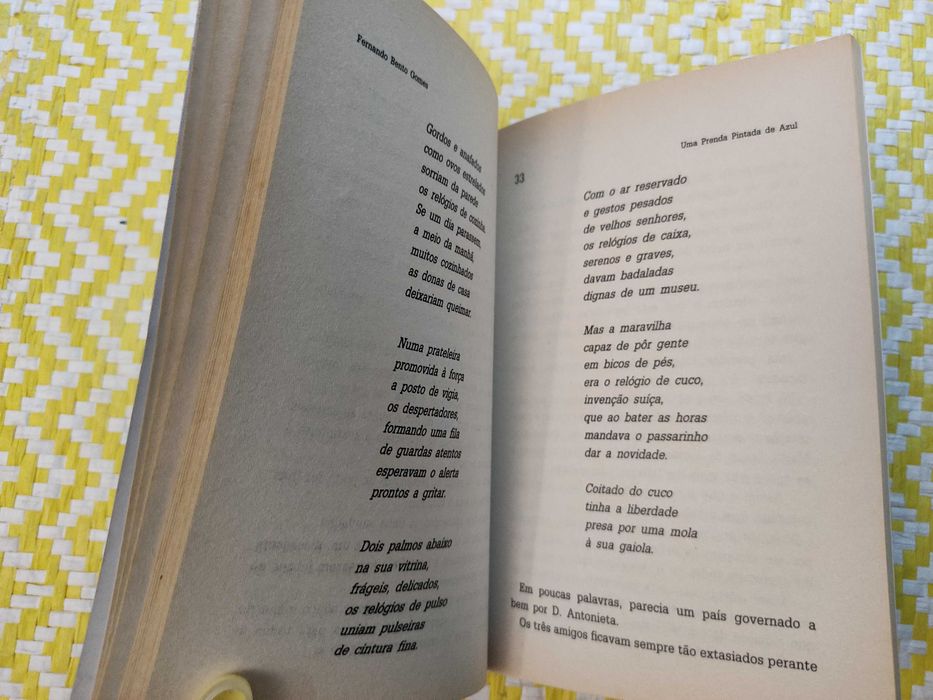 UMA PRENDA PINTADA DE AZUL – 
Fernando Bento Gomes