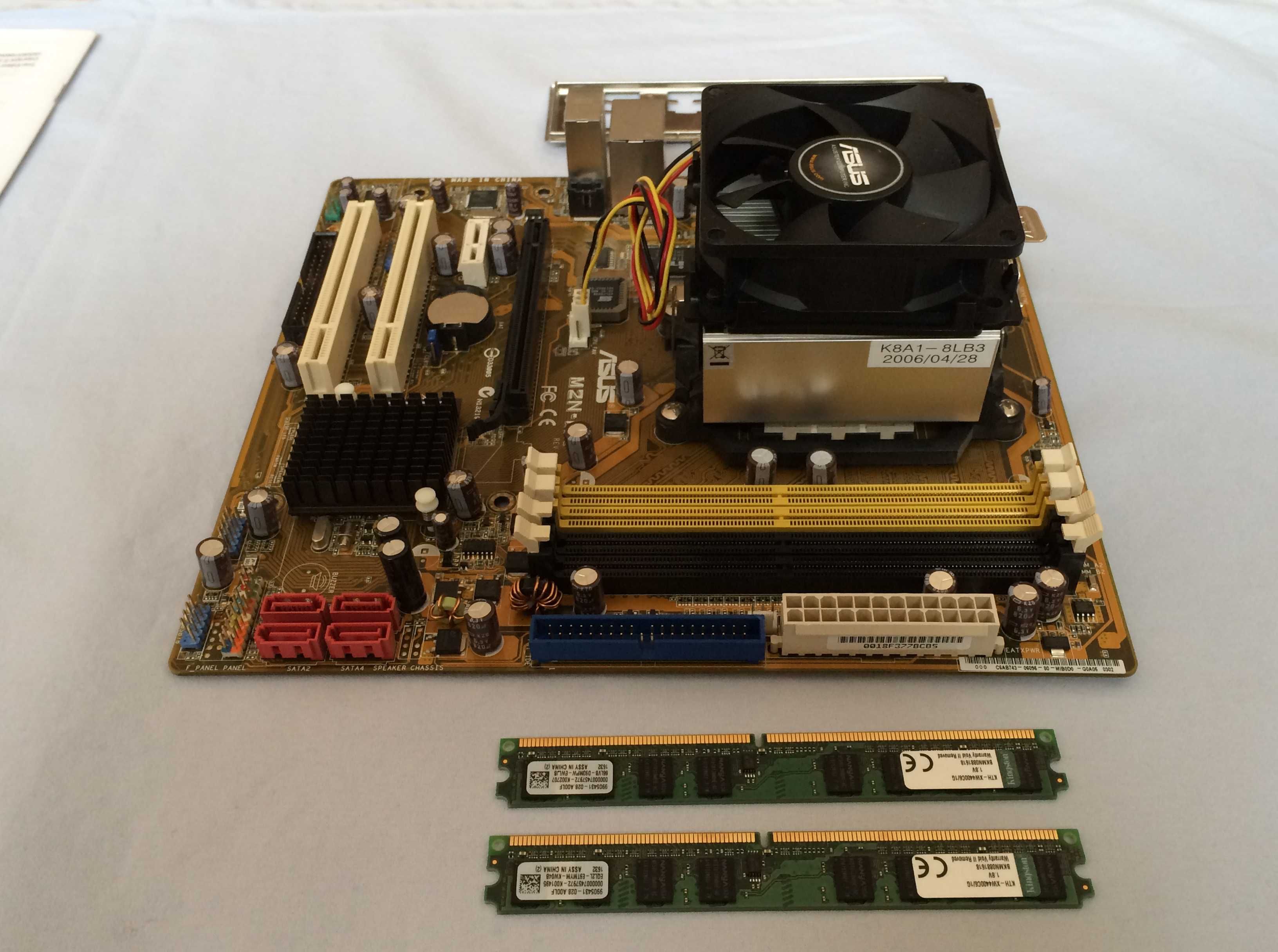 Комплект Asus M2N-MX + Athlon 64 X2 3600+  Kingston 2GB DDR2