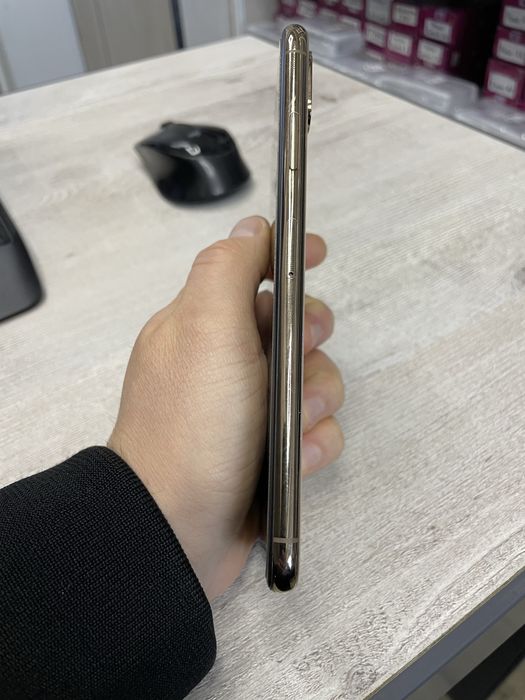 iPhone xs max gold 256gb