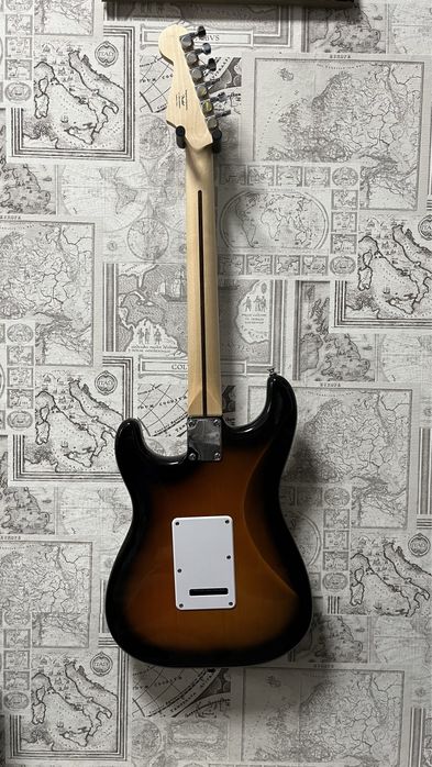 Електрогітара Squier by Fender Bullet Stratocaster