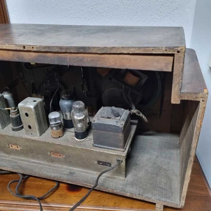 Radio Antigo - Vintage